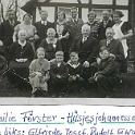 Bild 11 Familie Förster-Hüsjesjehannesse Pit- vorne vli. Elfriede, Josef, Rudolf, Ewald